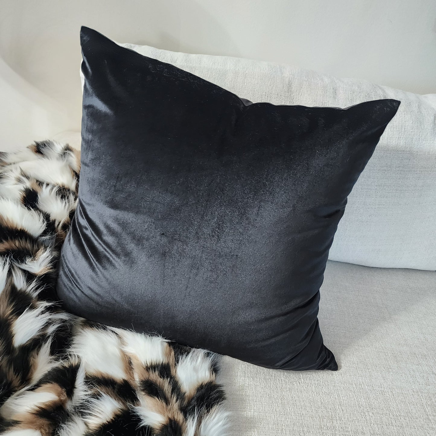 Luxury velvet black